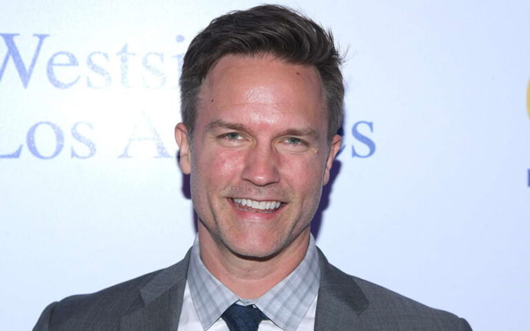 Scott Porter Wife Kelsey Mayfield: Their Marriage, Kids, and Real-Life Love Story